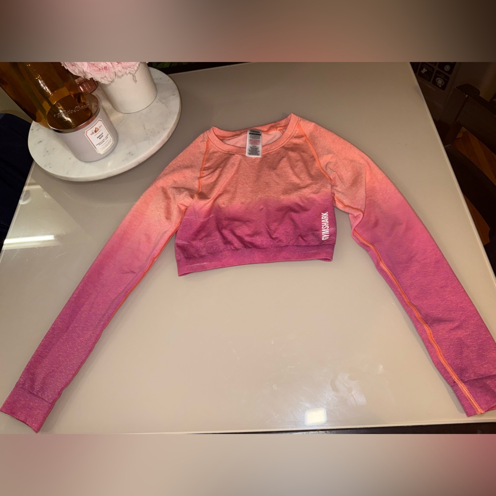 Gym Shark Adapt Pink and Orange Ombre Crop Top